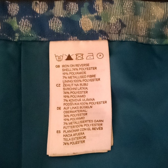 H&M blue, turquoise, and silver mini skirt size 8 - Picture 6 of 6